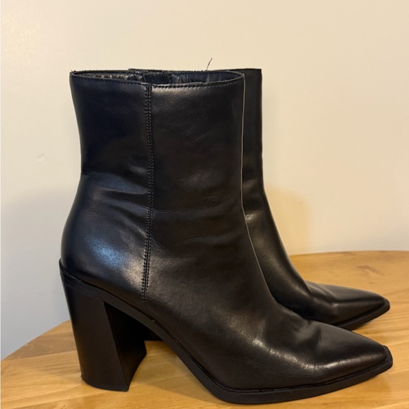 STEVE MADDEN Sparrow Black Leather Heeled Ankle Boots - Picture 3 of 6